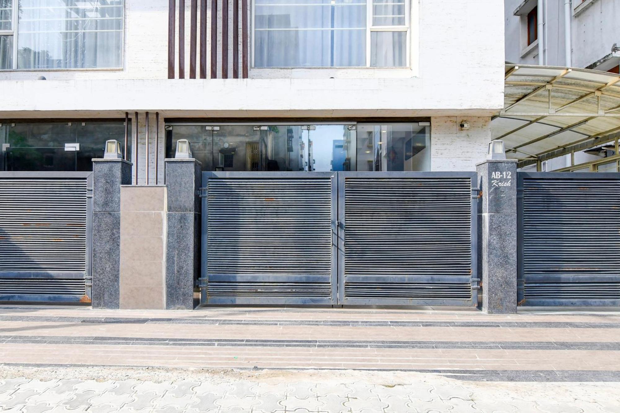 Super Townhouse New Town Formerly Krish Residency Calcutta  Esterno foto